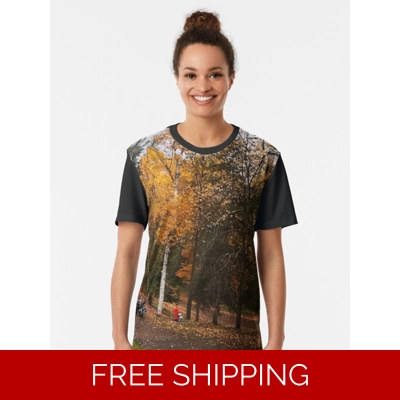 Le Studio Graphic T-Shirt Lake Perry 2020